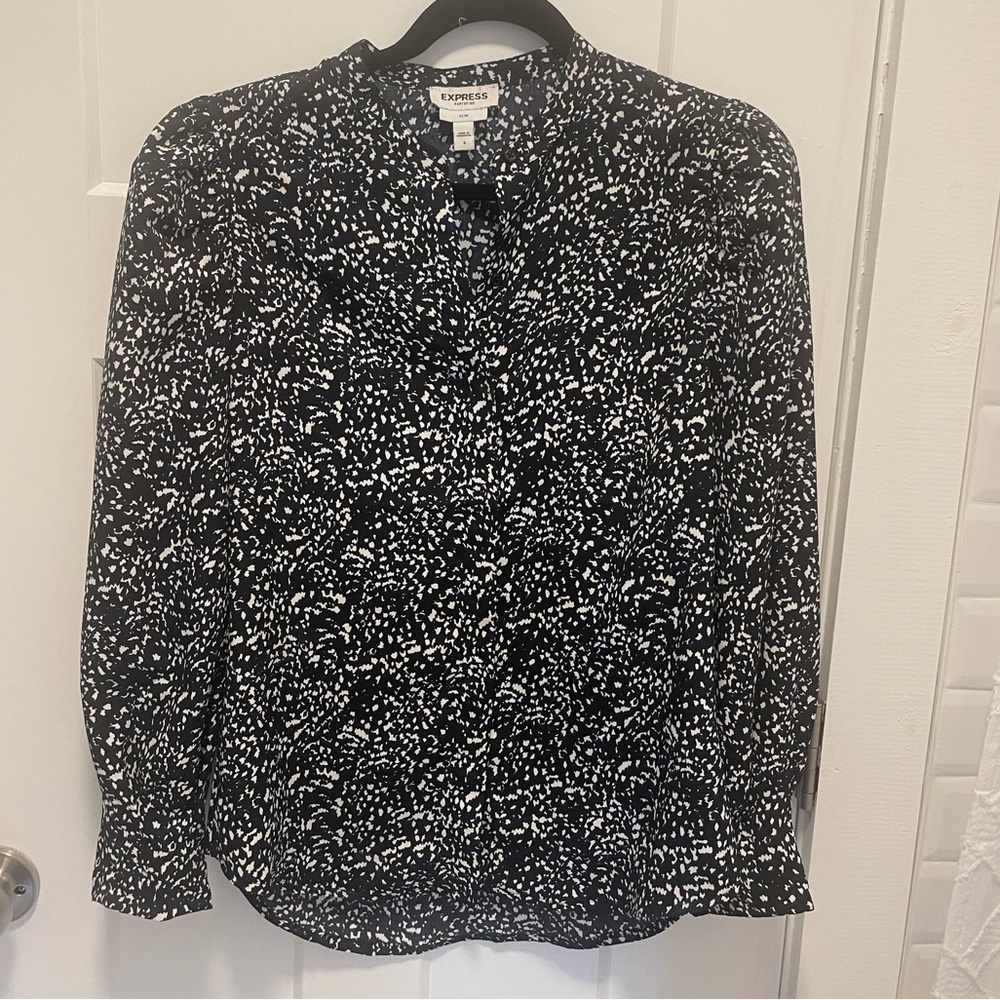 Express Portofino Slim blouse size small